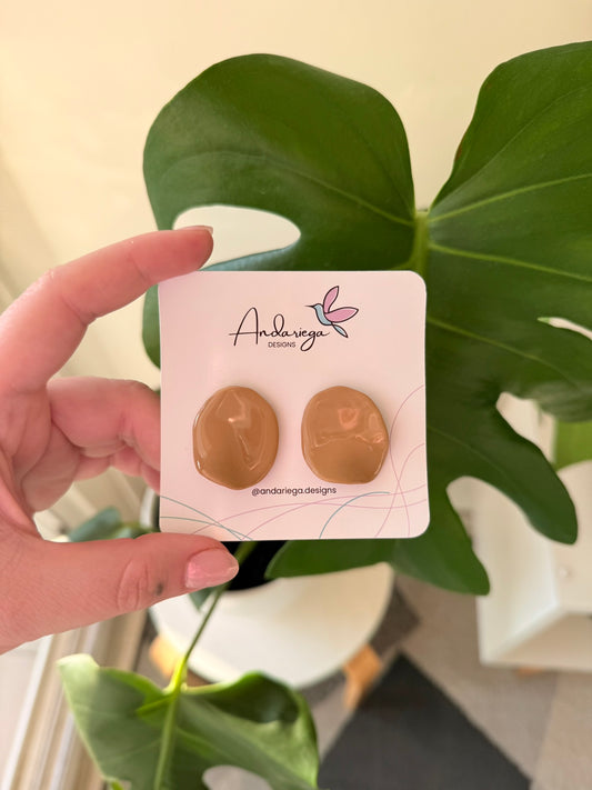 Aros Lourdes Nude